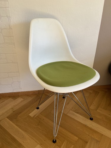 Vitra eames plastic chair - eames,